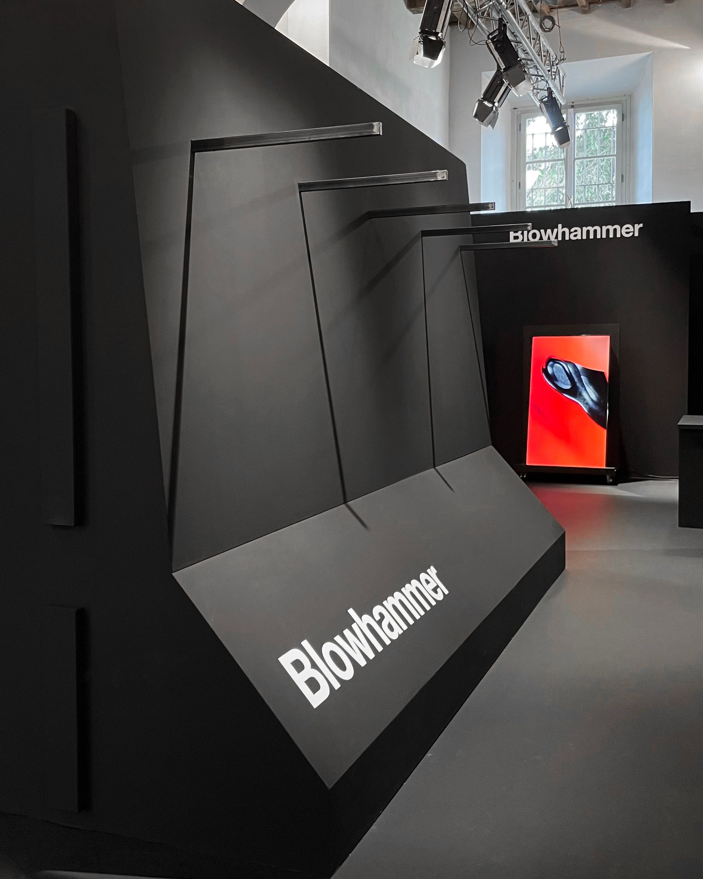 Image 7 of BLOWHAMMER @ PITTI 106